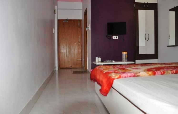 Madhu Mamata Hotels & Resorts, Tarapith 5